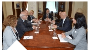 Ministrit Manjani takon Z. Christos Giakoumopoulos, Drejtor për të Drejtat e Njeriut pranë KiE
